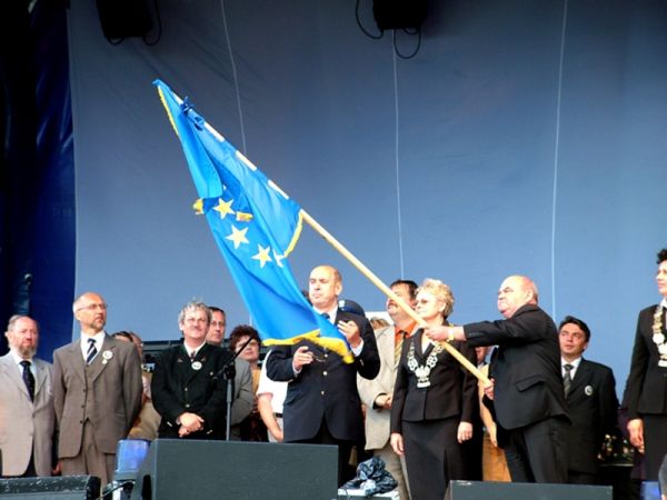 Uroczyste wręczenie Flagi Honorowej Rady Europy