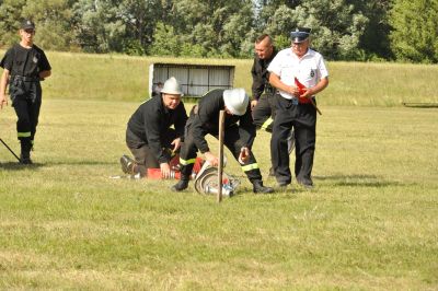 Zawody sportowo-pożarnicze - zdjęcie nr 13