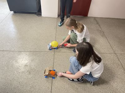 Zdjęcie z przeprowadzania doświadczenia