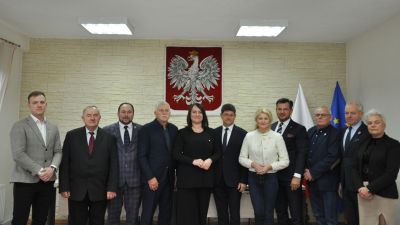 Zdjęcie grupowe uczestników spotkania