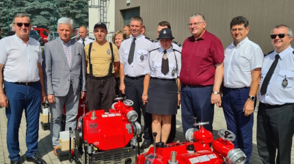 Przekazanie motopomp pożarniczych dla jednostek OSP z województwa wielkopolskiego
