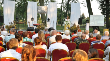 Festyn na zakończenie lata "U Szymanowskich w parku - dworska sztuka ucztowania"